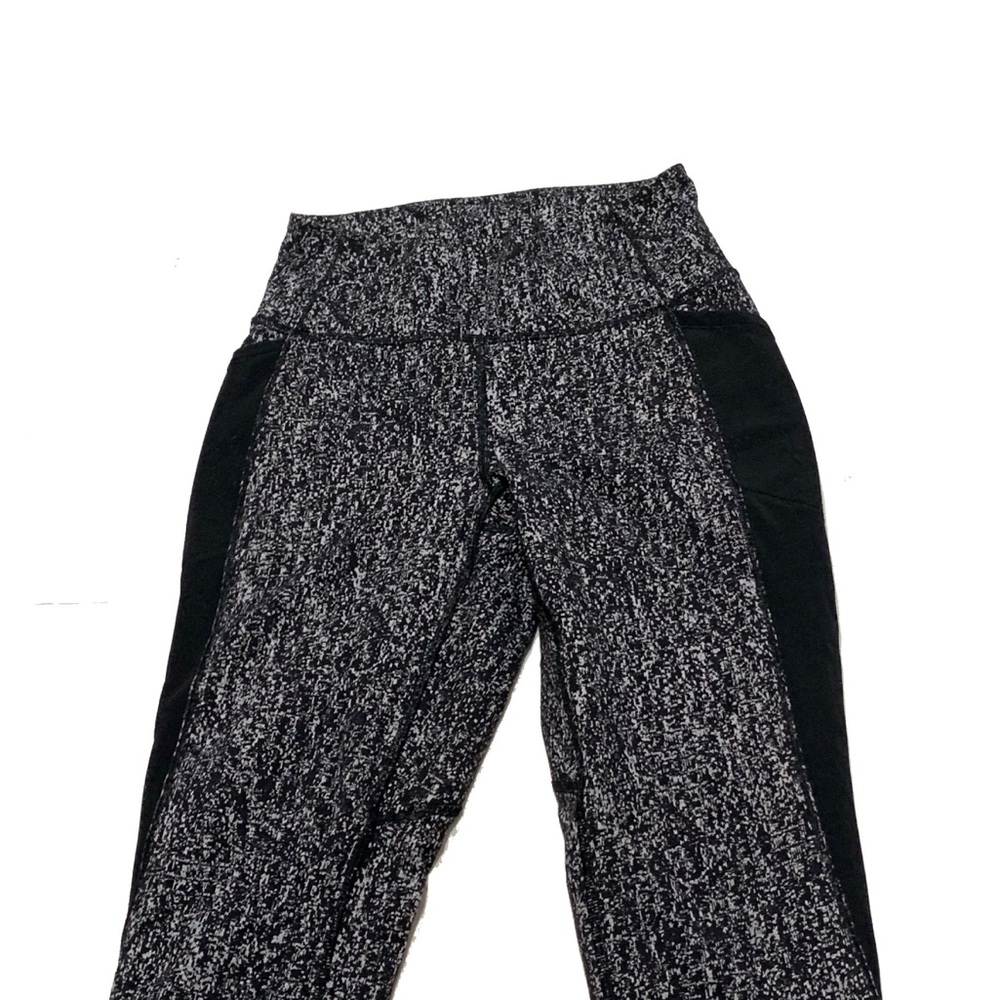 6 / Lululemon Fit Physique Tight - Picture 2 of 6
